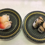 はま寿司 - ほっき貝、あかにし貝。いずれも¥100/皿(税別)