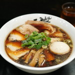 麺屋 丈六 - 料理写真:中華そば　チャーシュー