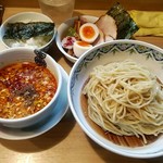 中華そば 多賀野 - 特製辛いつけそば＆ご飯