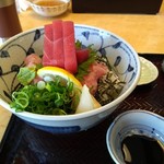 りゅう庵 - 魚がし丼・1200円 下の酢飯が冷たすぎて･･･