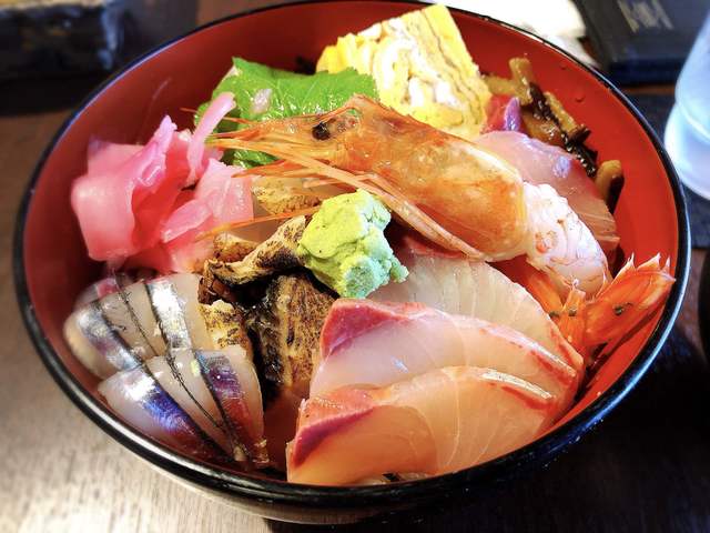 甑に東風 現在地 コシキニハルカゼ ゲンザイチ 甑島列島 居酒屋 食べログ