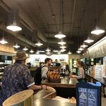 STARBUCKS - 狭いです、椅子無いです