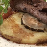 食堂セゾンドール - ＊お肉の下にはポテトと立派な牛蒡が。 牛蒡は唐津産だそうですが、甘みを感じて美味しい。