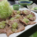 たんとん亭 - 炭豚塩焼きアップ