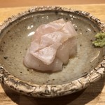 天ぷら たけうち - 平目（玄海2.2kg）鮎の魚醤で