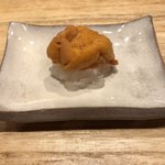 天ぷら たけうち - 障泥烏賊（糸島）の糸切りと馬糞雲丹（北海道）