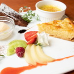 コンバイン - デザート盛り合わせ