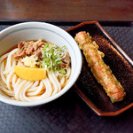 讃岐うどん 雷鞭 - 肉ぶっかけ冷とちくわ天