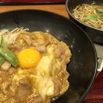 Kazokutei - 2023年4月14日 
                        親子丼セット