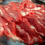食べ放題の生ラム上肉（300g）は注文する回によって色々な部位が楽しめます