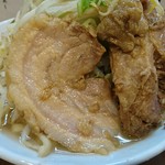 麺屋 歩夢 - 分厚いチャーシュー三個！