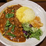 SPICY CURRY 魯珈 - いりことロビア豆のコランブ