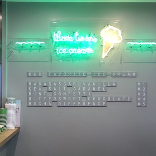 スリーツインズアイスクリーム_2