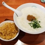 麺屋 六感堂 - 冷製白い雲丹和えそば（エスプーマ仕立て）＋雲丹とサーモンの炊き込みご飯（限定チャコ飯）