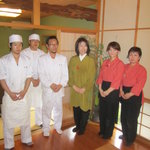 天毬 - 美人の女将さん（真ん中）