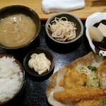 吟酒海楽 和 - エビフライと金目鯛のランチ980円＋豚汁変更100円