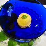 天毬 - ブルーと黄色のコントラストも楽しい一品