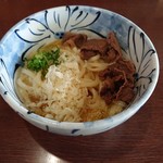 手打ちうどん　はるや - 肉釜玉（620円）