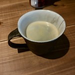 タヴェタブ - Aセットのホットコーヒー