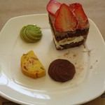 エグゼクス・スクエア - 