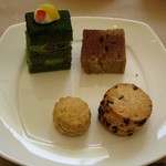 エグゼクス・スクエア - 