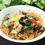 111. Yakisoba (stir-fried noodles) with beef sauce, 112. Yakisoba (stir-fried noodles) with shredded pork sauce