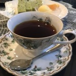 CAFE 森乃談話室 - アメリカンと抹茶のシフォンケーキ