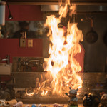 久遠の空 - 2018.5 キクアブラで炎上している焼き台