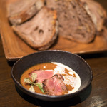 久遠の空 - 2018.5 頬肉と赤海老のビスク ルッコラの花