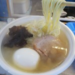 立ち食い塩ラーメン かん哲 - 