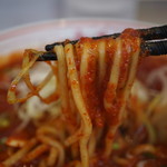 蒙古タンメン中本 - 北極プルプル5倍の麺アップ