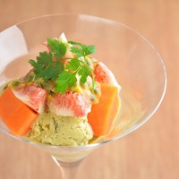 シチリア島産 ピスタチオのパルフェ 春無花果添え