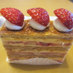 オークウッド - 苺のミルフィーユ