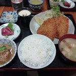 かつれつ軒 - アジフライ定食（７００円）