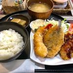 ランチ たいへい - 「ミックスフライランチ」(780円)。