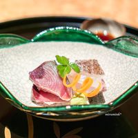 御料理 堀川 - お造り 明石の天然の桜鯛 長崎県の鰹 