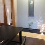 京かのこ - テーブル席