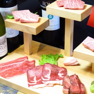 黒毛和牛プレミアムコース 1分食放 118品 4580円 税抜 焼肉ダイニングなんべんでん 健軍交番前 焼肉 食べログ