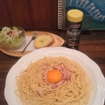 Nonna - ランチ(ｻﾗﾀﾞ､ﾊﾟﾝ､ﾄﾞﾘﾝｸ付)カルボナーラ1,5倍