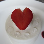 ハートのイチゴ