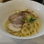 横浜家系ラーメン みさきや - 四川風つけ麺(850円)の麺