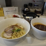 横浜家系ラーメン みさきや - 2(3)ショット