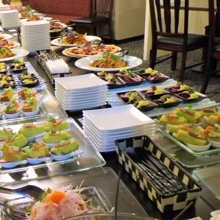 忘年会&新年会承り中!!ビュッフェや飲み放題もあります