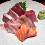 めしの助 - 刺身盛合せ