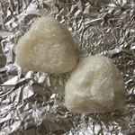 御料理 宮坂 - おむすびの基本「塩むすび」。翌日の朝に食べても美味しい♪