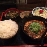 らーめん・定食 かじや飲食店 - 麻婆豆腐定食(750円外税)