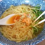 ラーメン 虎一番 - フライドにんにくもおかわり