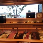 鮨おおね田 - カウンターより海を臨む