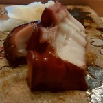 鮨おおね田 - タコのさくら煮