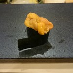 あま木 - バフンウニ軍艦